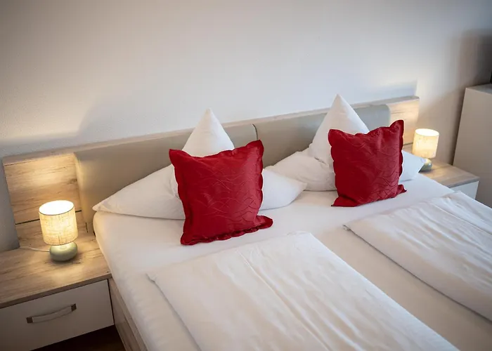 193 Triska Апартаменты *